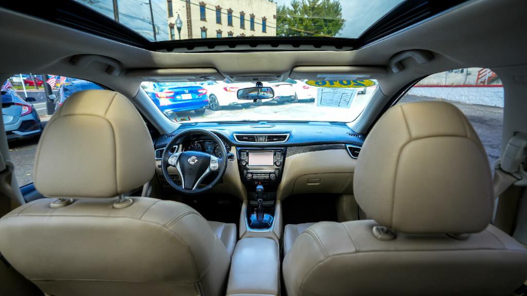 2016 Nissan Rogue Image 22