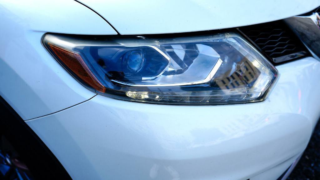 2016 Nissan Rogue Image 51