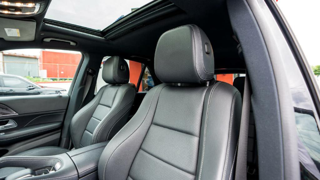 2020 Mercedes-Benz GLE-Class Image 12