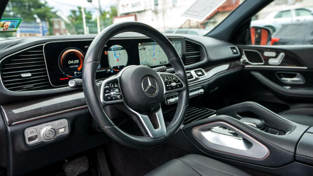 2020 Mercedes-Benz GLE-Class Image 23
