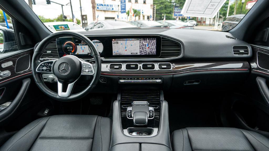 2020 Mercedes-Benz GLE-Class Image 25
