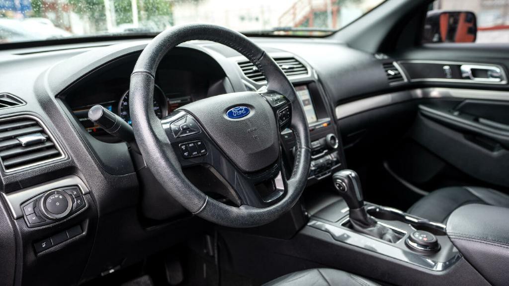 2018 Ford Explorer Image 27