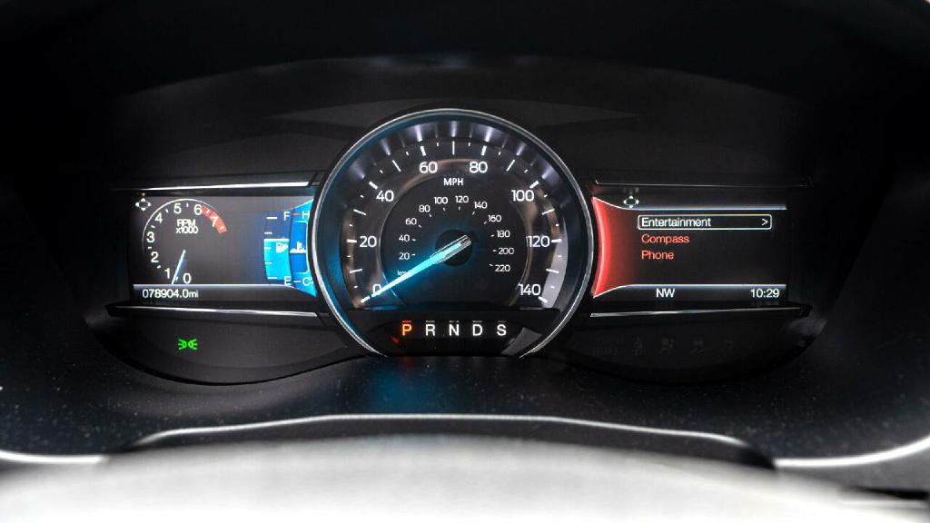 2018 Ford Explorer Image 31