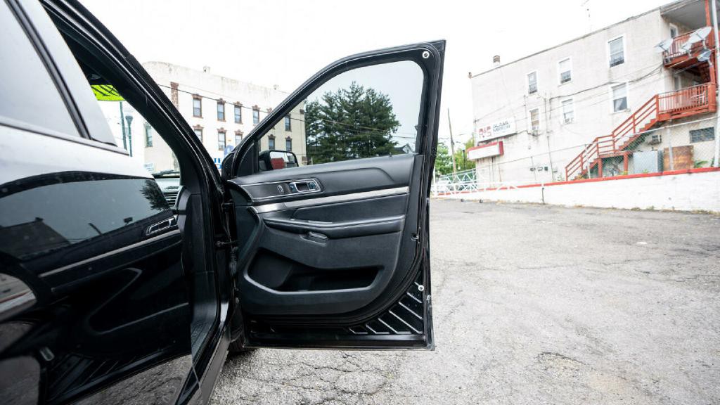 2018 Ford Explorer Image 57