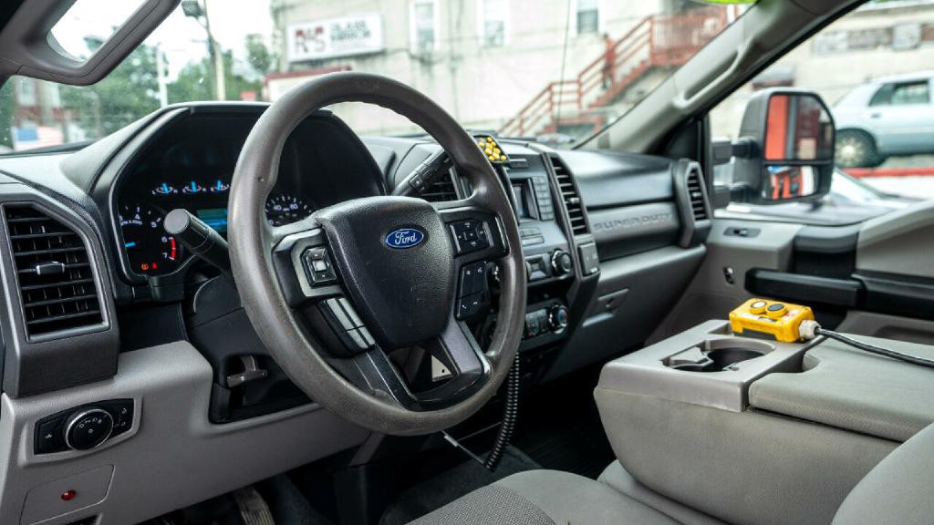 2019 Ford F-350 Image 17