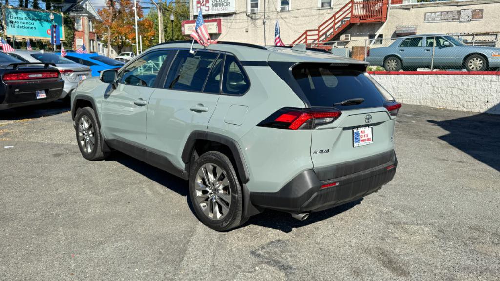 2021 Toyota Rav4 Image 4