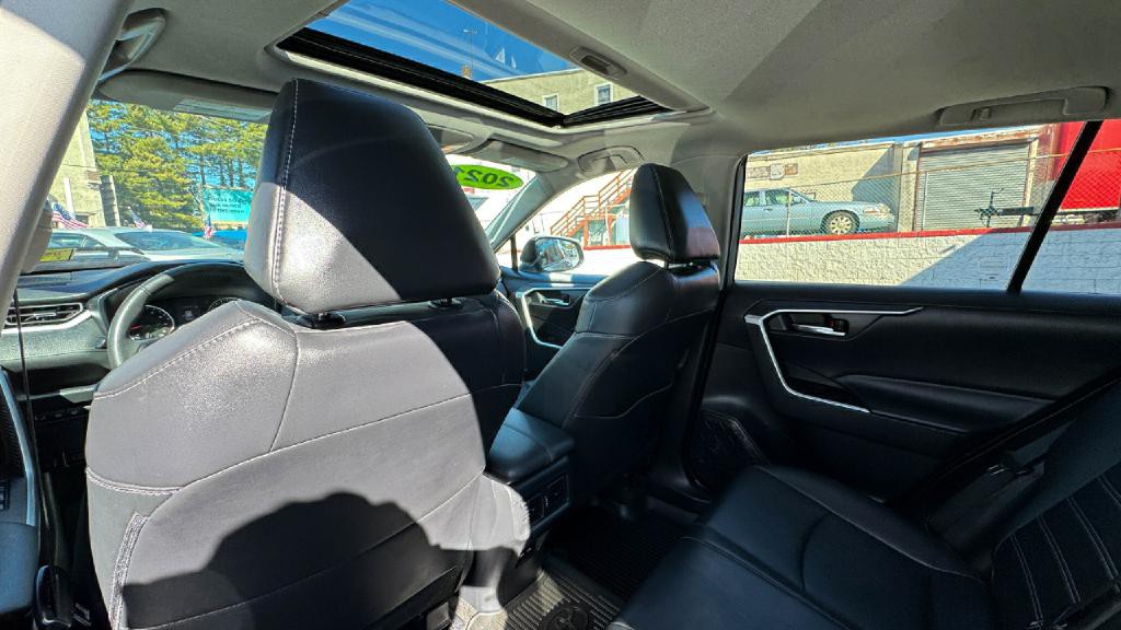 2021 Toyota Rav4 Image 14