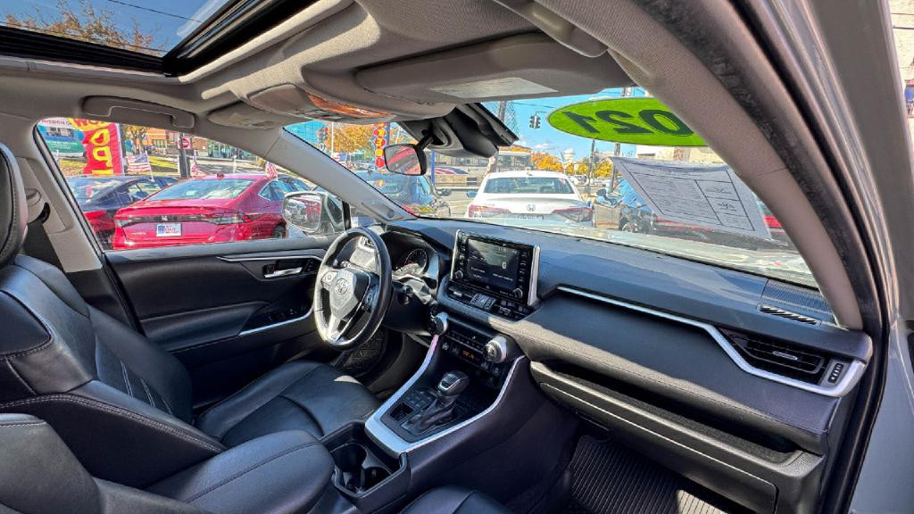 2021 Toyota Rav4 Image 19
