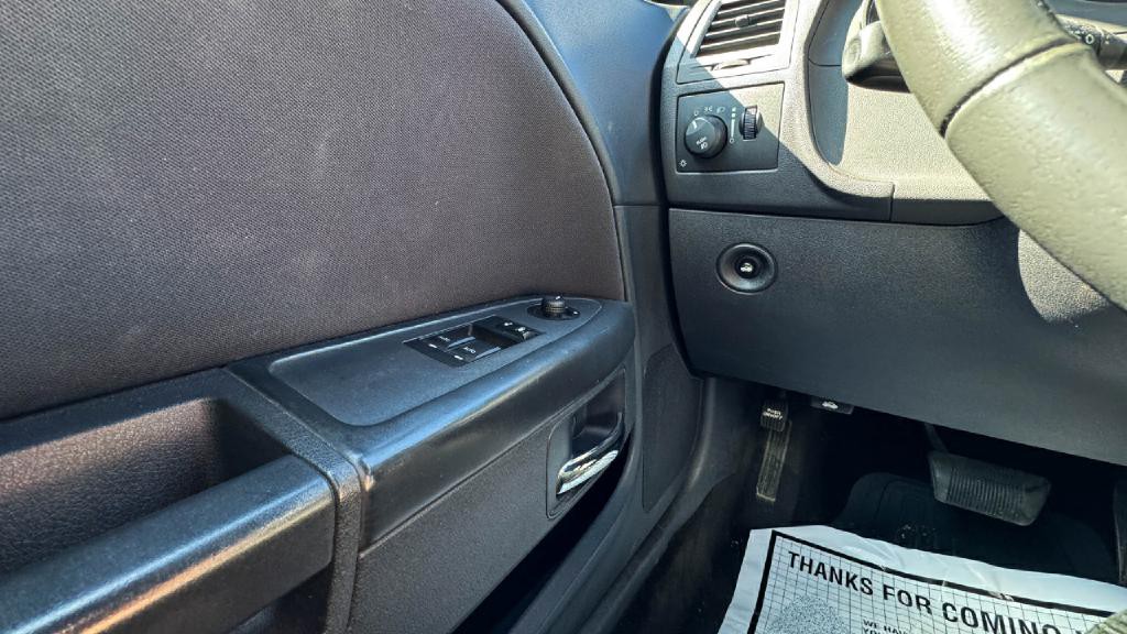 2010 Dodge Challenger Image 23