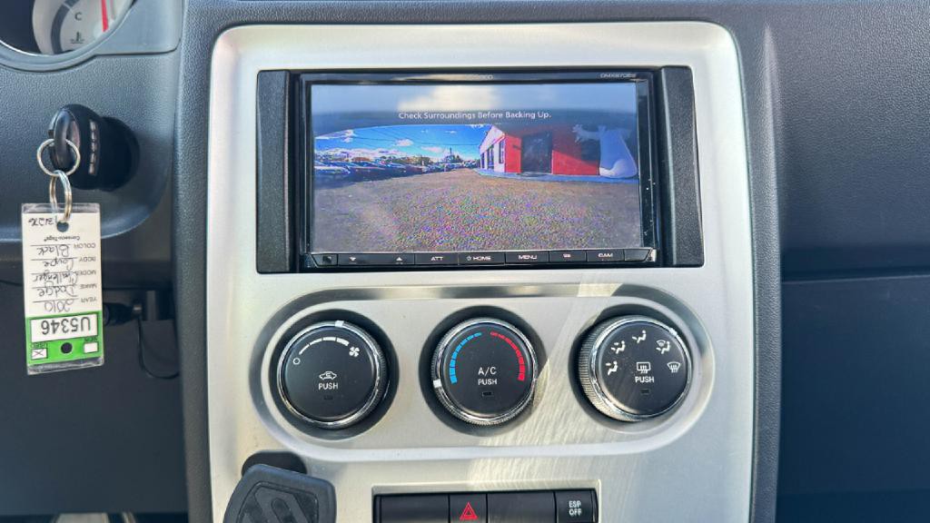 2010 Dodge Challenger Image 31