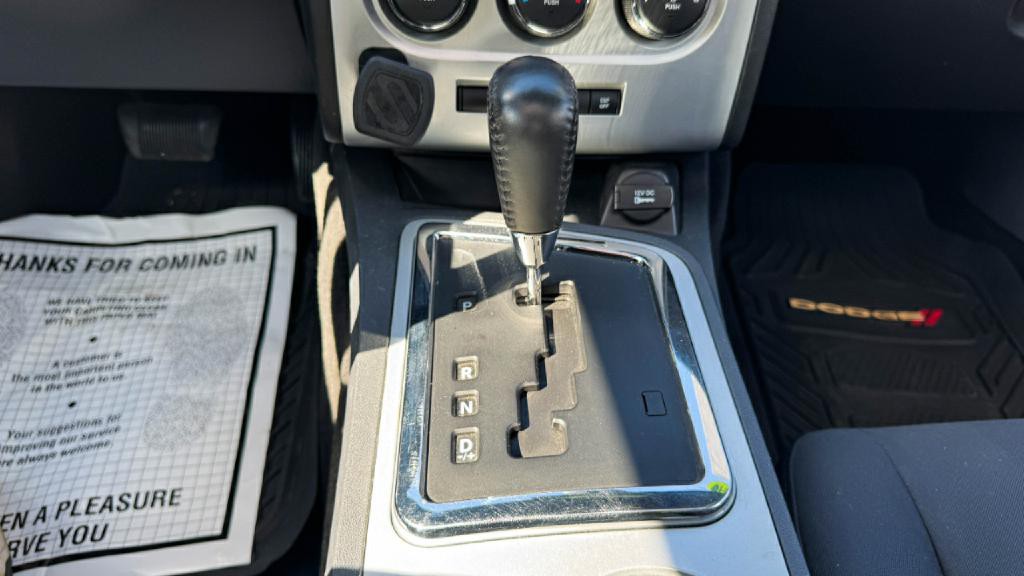 2010 Dodge Challenger Image 33