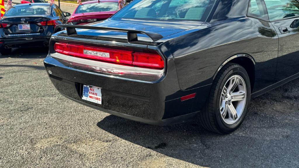 2010 Dodge Challenger Image 55
