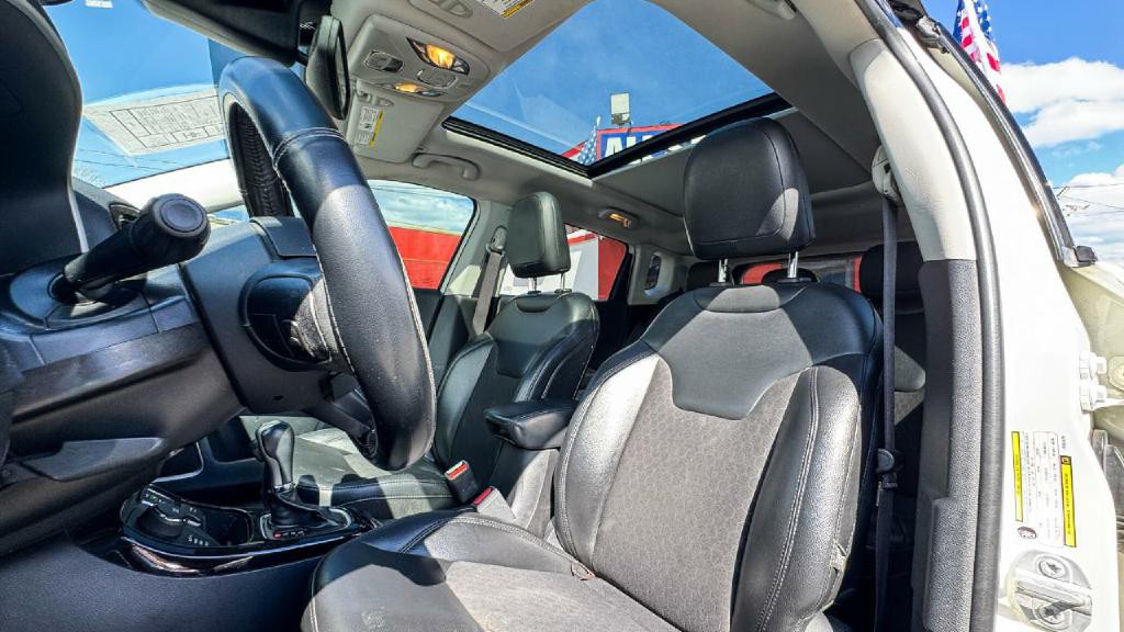 2018 Jeep Compass Image 10