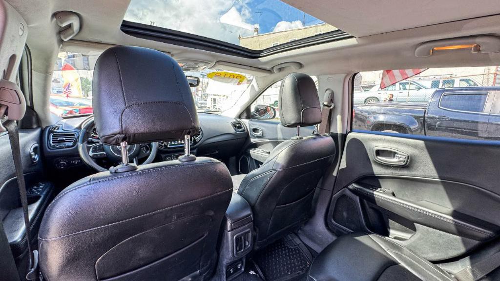2018 Jeep Compass Image 13