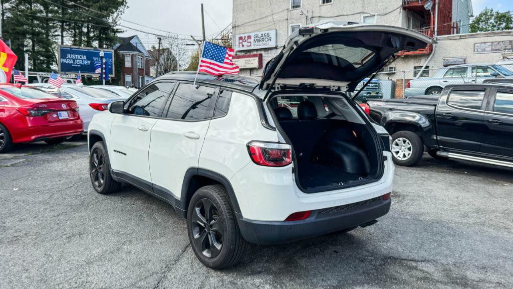 2018 Jeep Compass Image 42