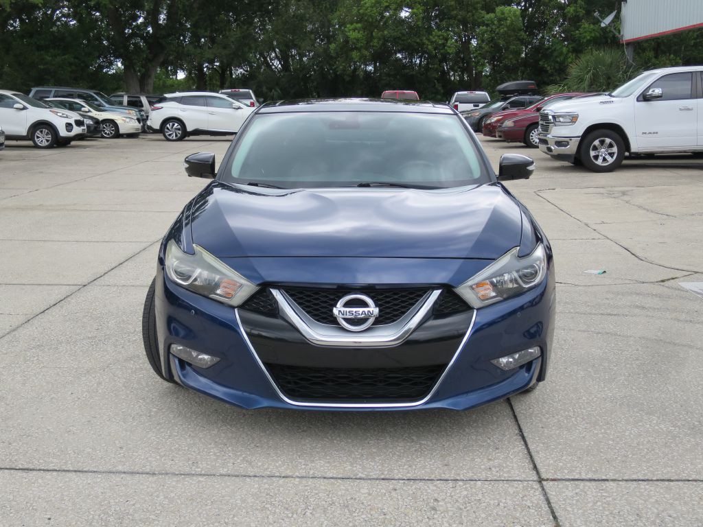 2016 Nissan Maxima Image 2