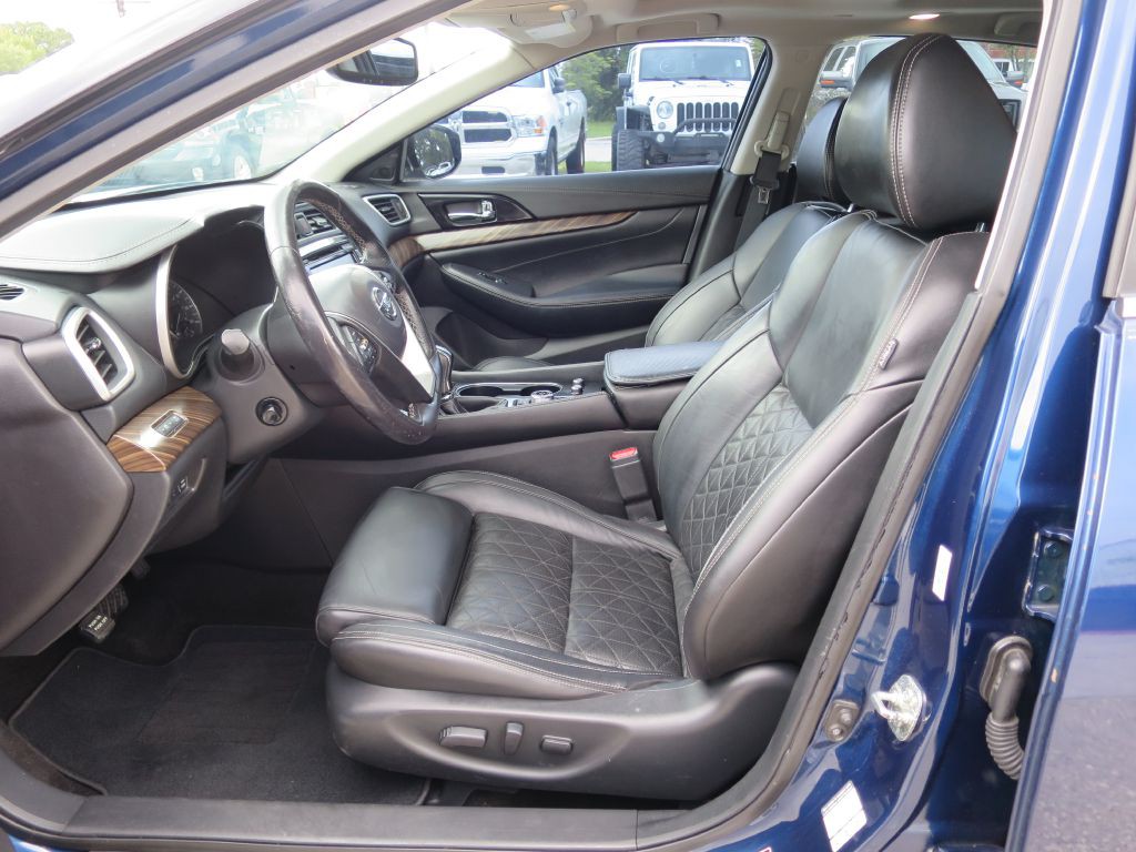 2016 Nissan Maxima Image 10