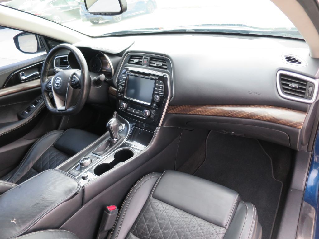 2016 Nissan Maxima Image 13