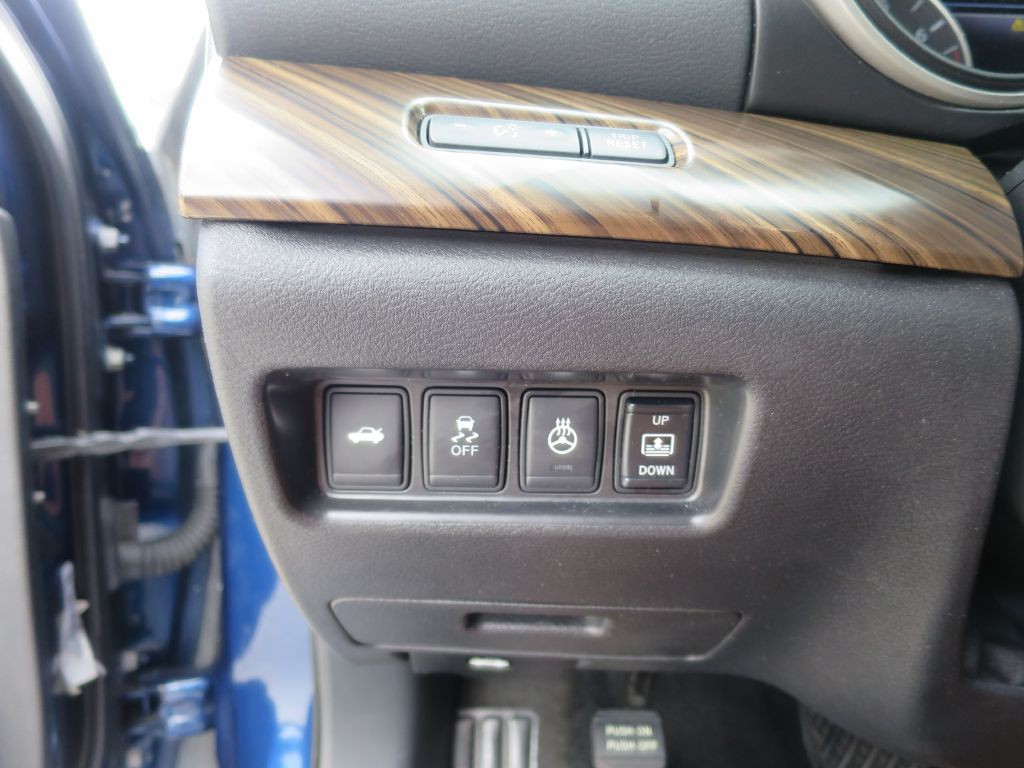 2016 Nissan Maxima Image 19