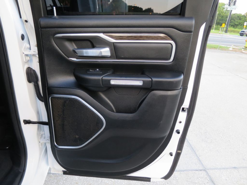 2020 RAM 1500 Image 16