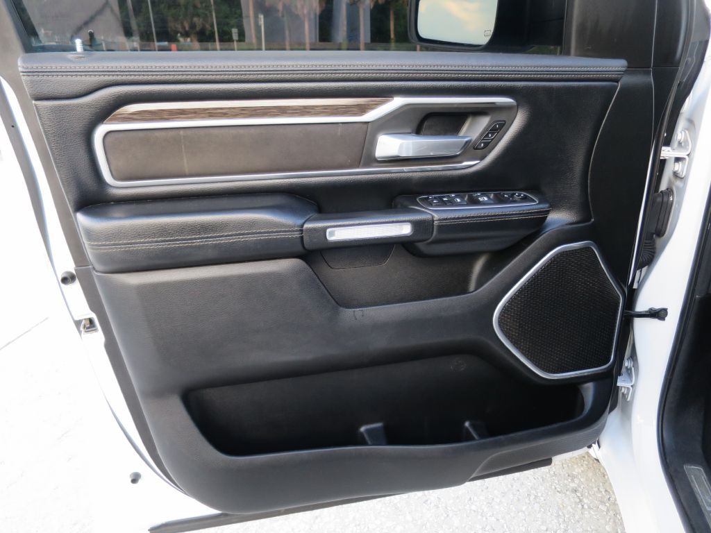 2020 RAM 1500 Image 18