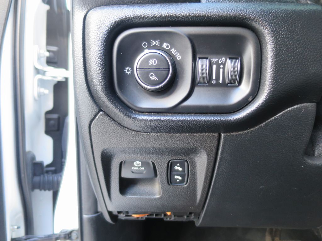 2020 RAM 1500 Image 19