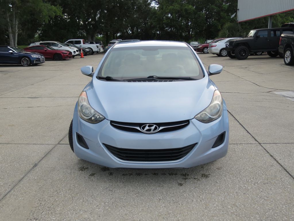 2012 Hyundai Elantra Image 2