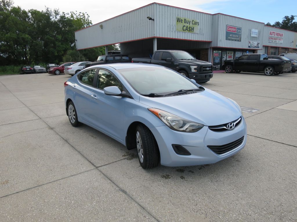 2012 Hyundai Elantra Image 3