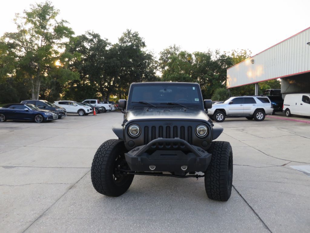 2017 Jeep Wrangler Unlimited Image 2