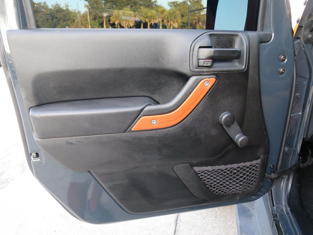 2017 Jeep Wrangler Unlimited Image 19