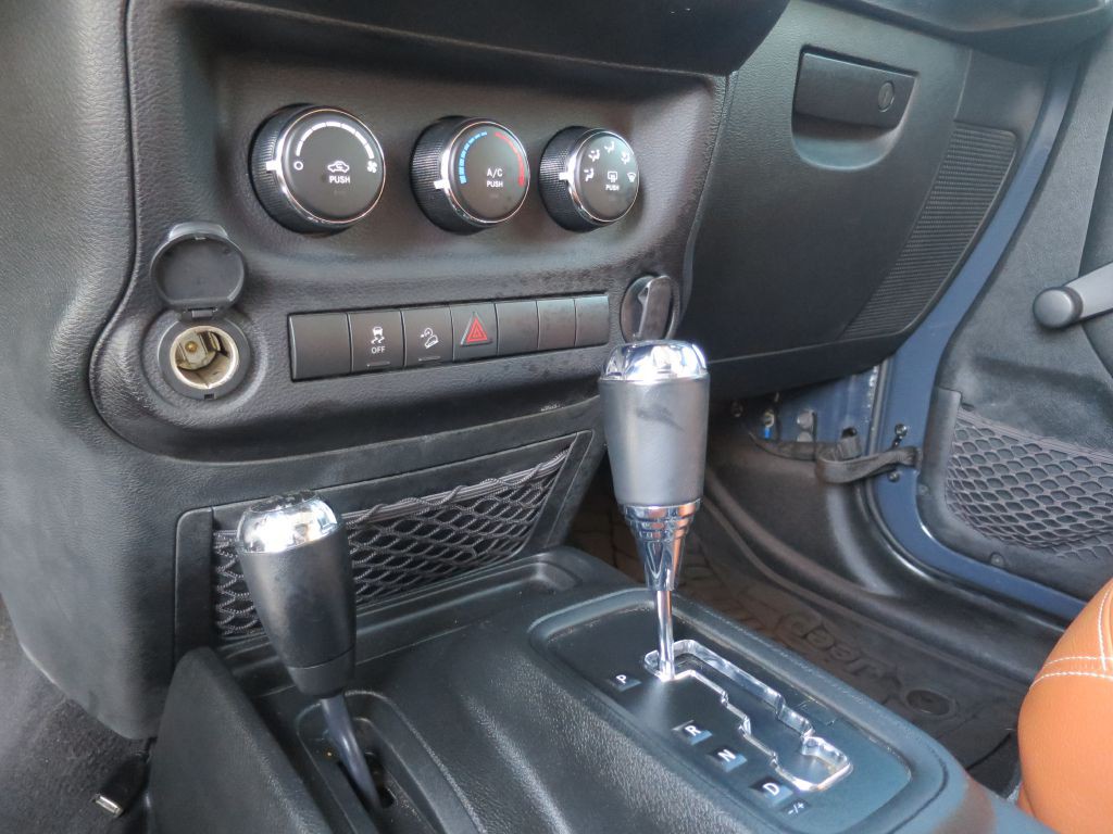 2017 Jeep Wrangler Unlimited Image 25