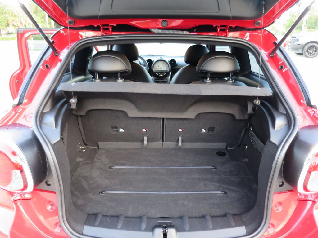 2014 MINI Cooper Image 15