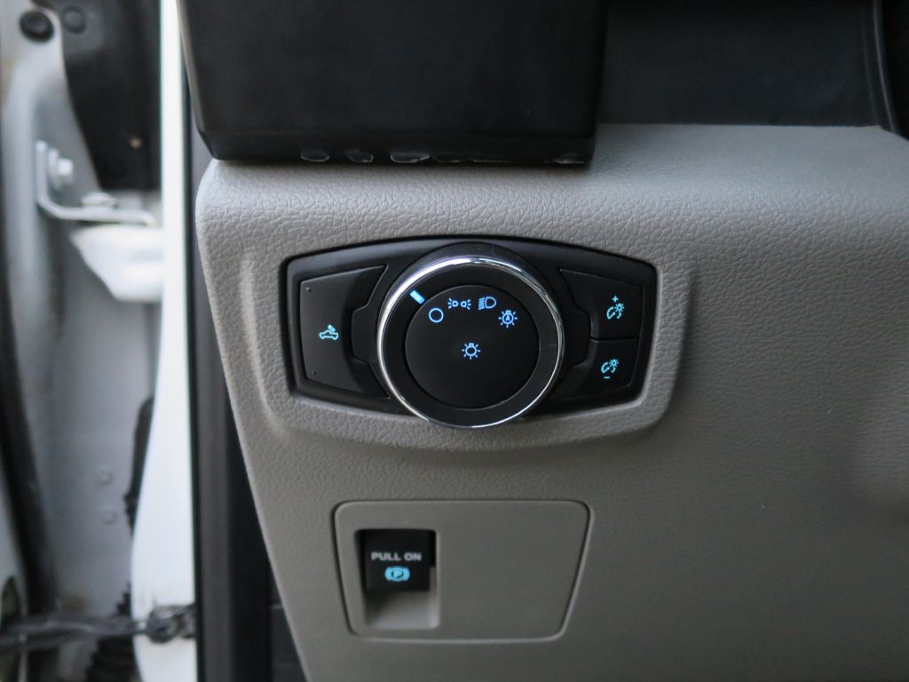 2018 Ford F-150 Image 17
