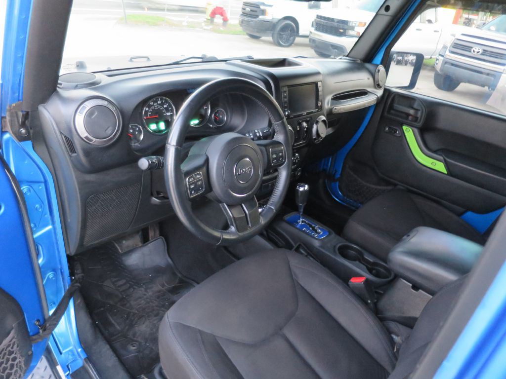 2015 Jeep Wrangler Unlimited Image 9