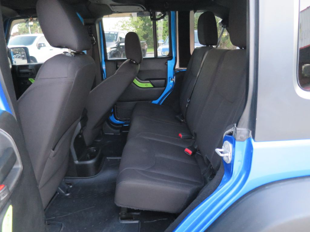2015 Jeep Wrangler Unlimited Image 11