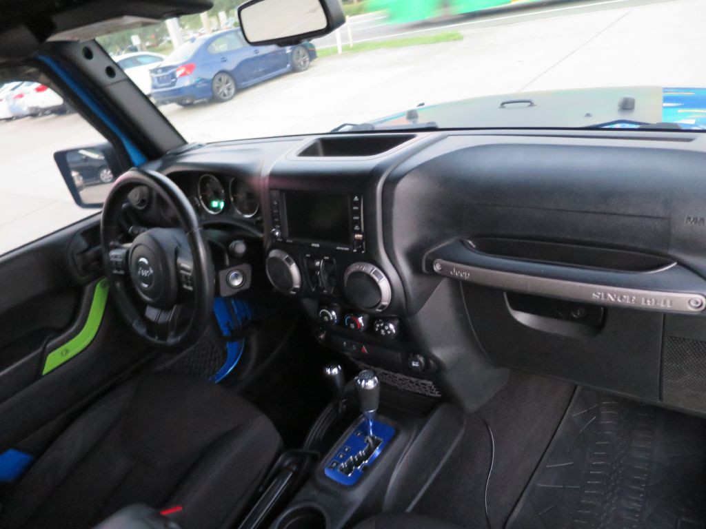 2015 Jeep Wrangler Unlimited Image 14