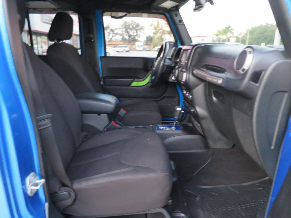 2015 Jeep Wrangler Unlimited Image 15