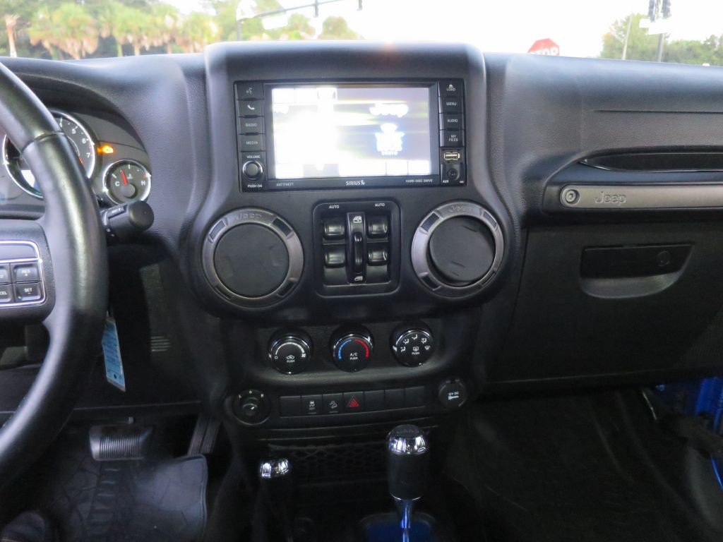 2015 Jeep Wrangler Unlimited Image 23