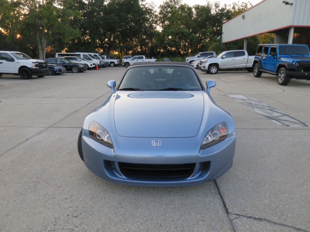 2004 Honda S2000 Image 3
