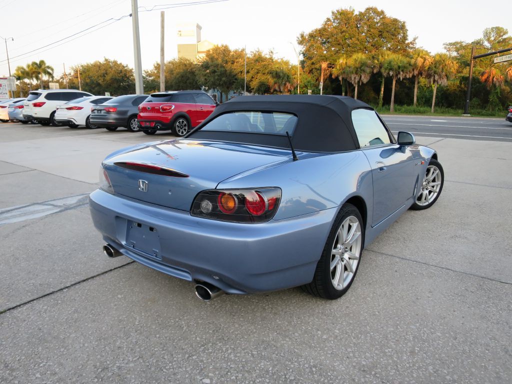 2004 Honda S2000 Image 6