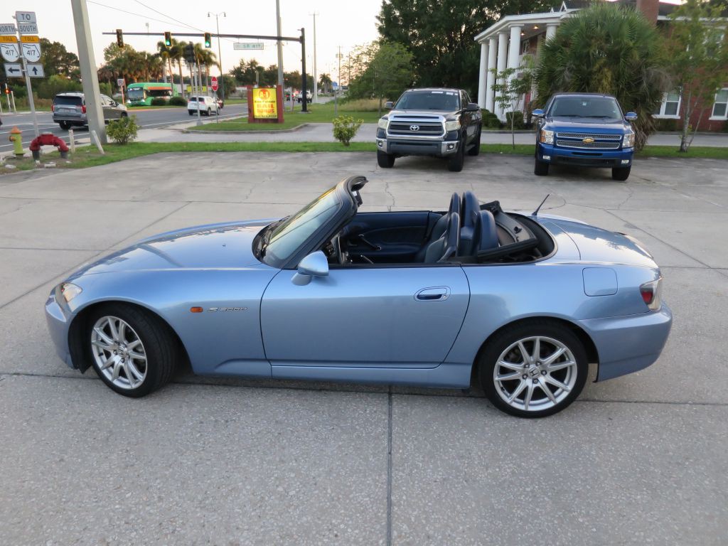 2004 Honda S2000 Image 16