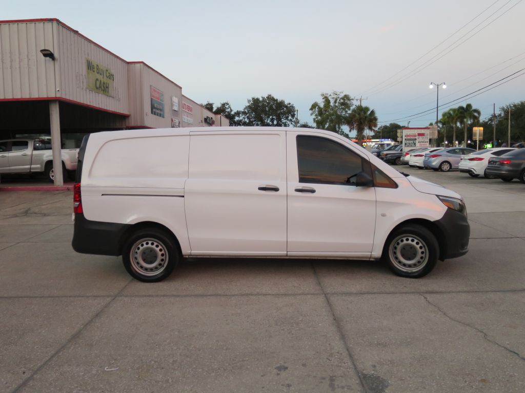 2020 Mercedes-Benz Metris Image 4