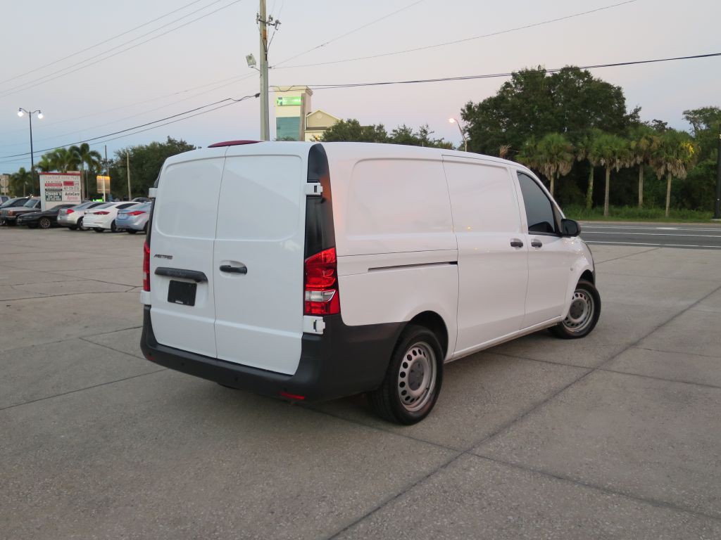 2020 Mercedes-Benz Metris Image 5