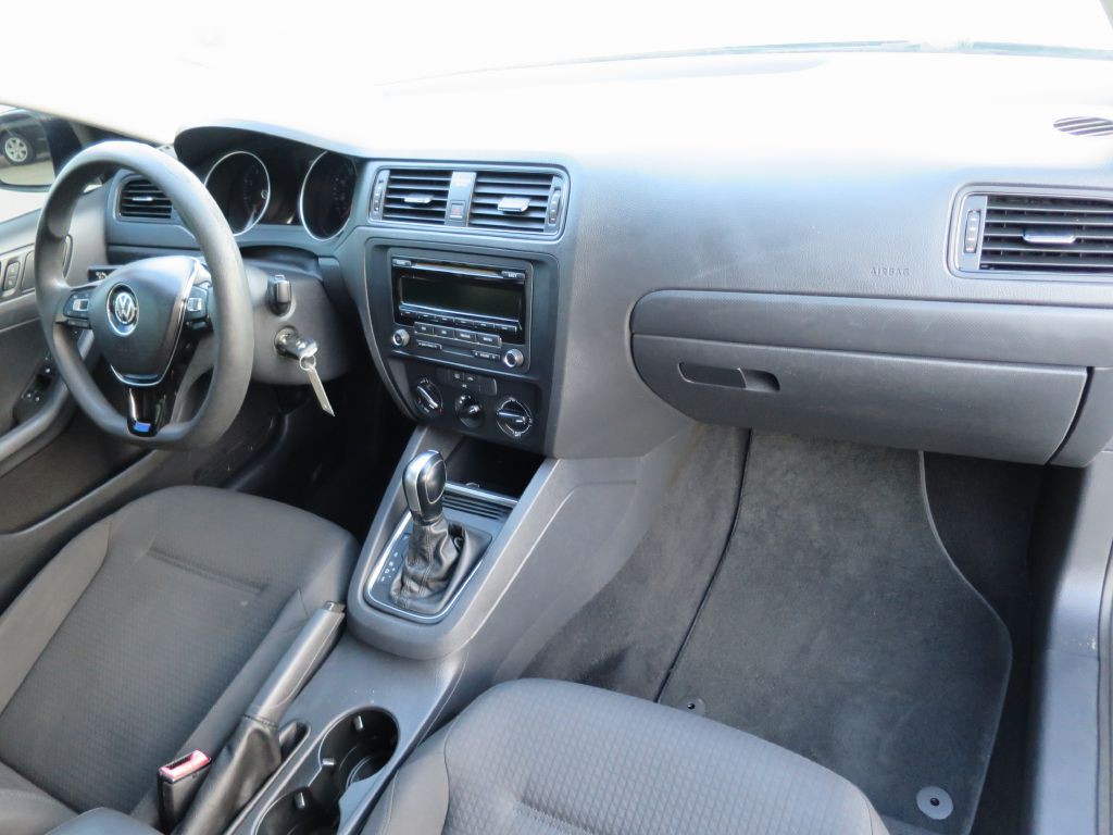 2018 Chevrolet Colorado Image 12