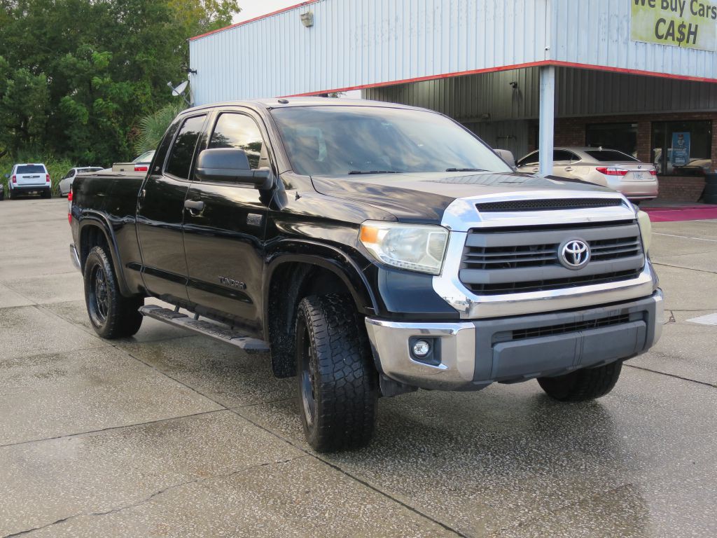 2015 Toyota Tundra Image 3