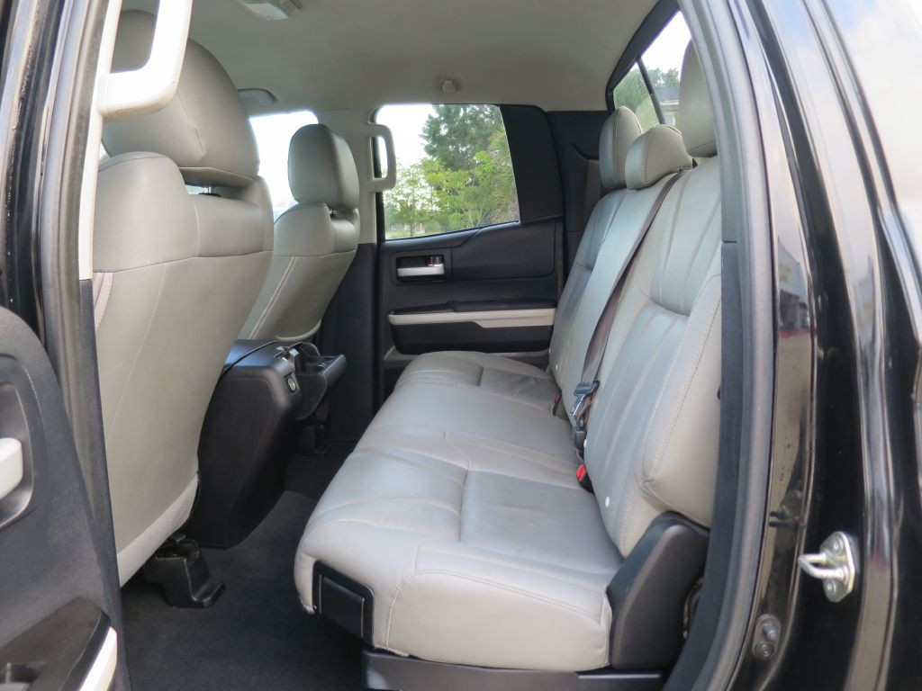 2015 Toyota Tundra Image 11