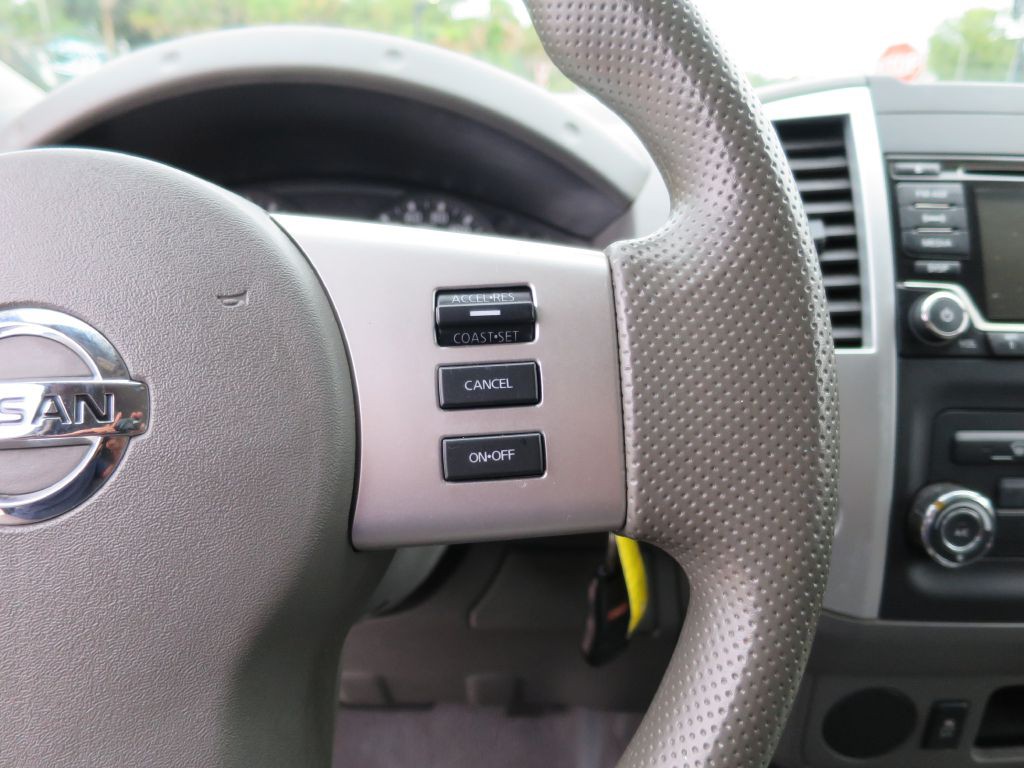 2016 Nissan Frontier Image 20