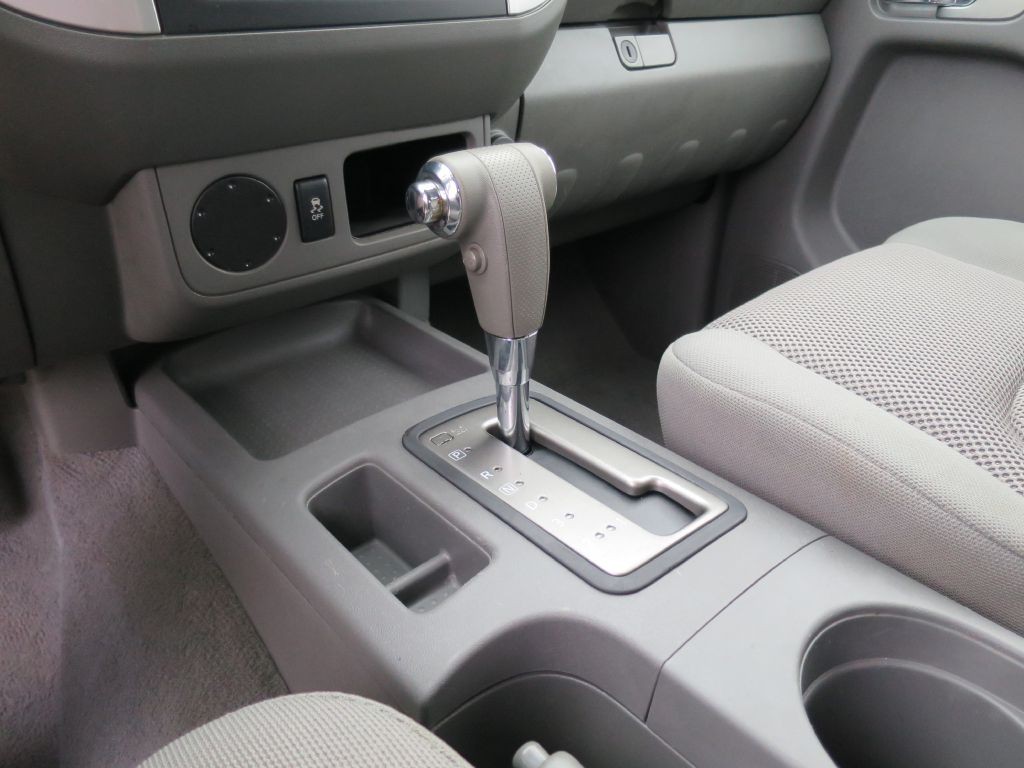 2016 Nissan Frontier Image 23