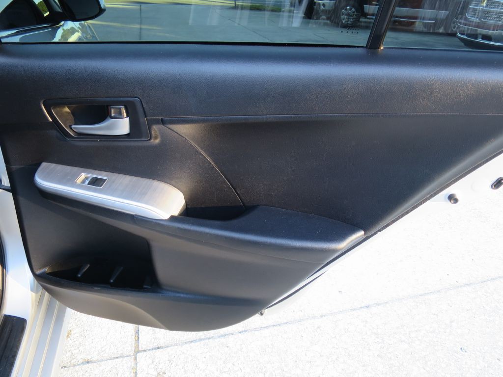 2012 Toyota Camry Image 15