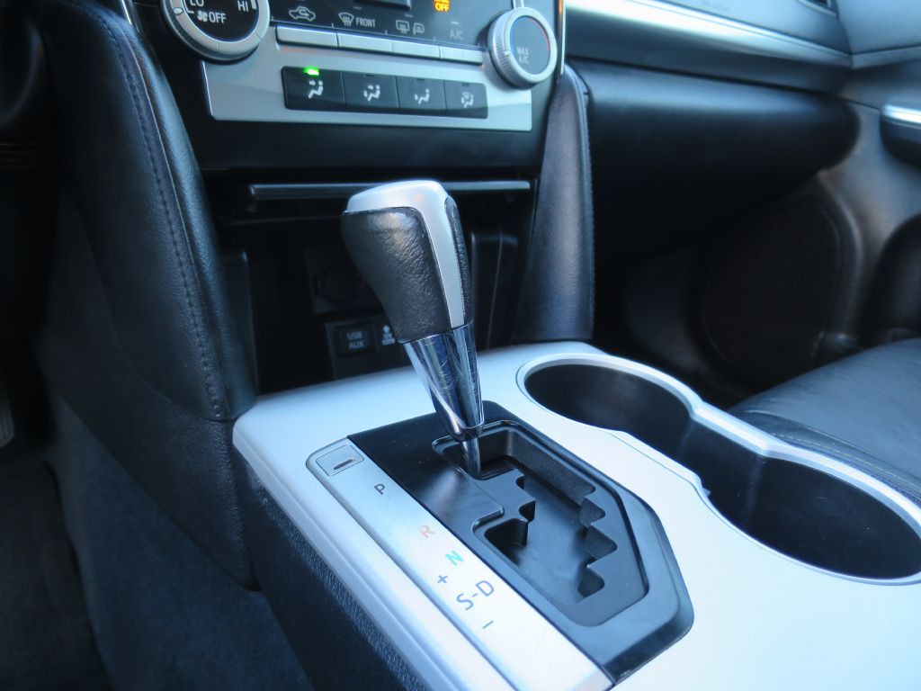 2012 Toyota Camry Image 22